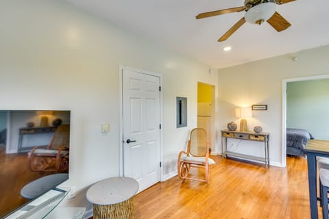 3 Mi to Lake Michigan: Pet-Friendly Apt in Sawyer Apartment in Sawyer