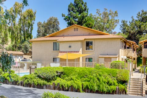 Oceanside Condo w/ Pool & Hot Tub Access! Apartment in Oceanside