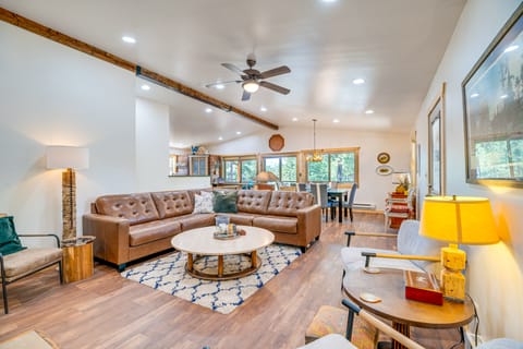 Cabin w/ Hot Tub, Deck & Mtn Views in Westcliffe! House in Colorado