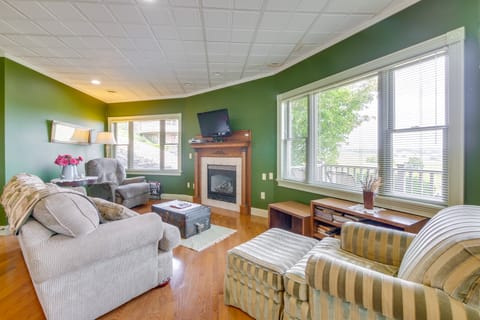 Amish Country Getaway w/ Pastoral Views! House in Ohio