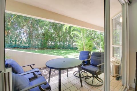 Kihei Condo w/ Pool Access & Lanai, Walk to Beach! Apartment in Wailea