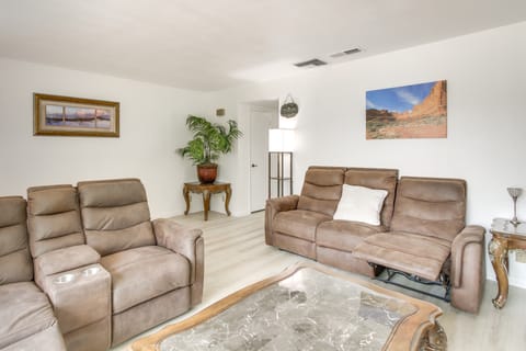 Pet-Friendly Ridgecrest Home Near OHV Trails! House in Ridgecrest