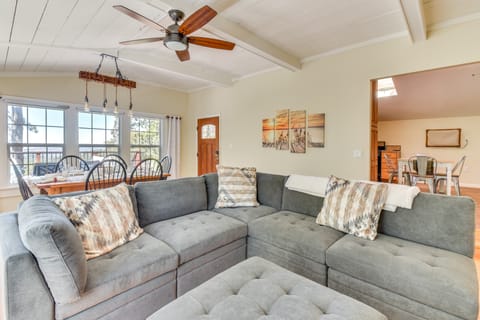 Sonora Hilltop Home: Scenic Views, Pet Friendly! House in Calaveras County