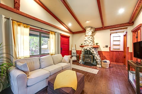 Idyllic Home in Kernville w/ Private Beach Access House in Kernville