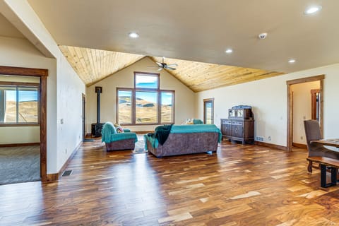 Mtn-View Home w/ Public Land Access in Guffey! House in Park County