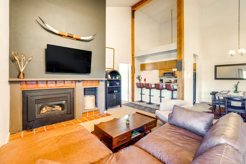 Walk to Lift: Mtn-View Crested Butte Condo w/ Loft Apartment in Colorado