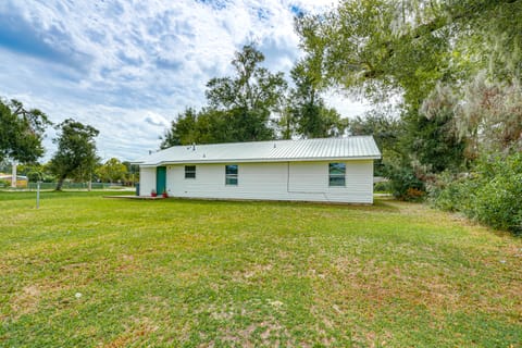 1 Mi to Paddock Mall & Downtown: Ocala Abode! House in Ocala