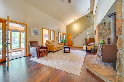 Dog-Friendly Home w/ Hot Tub & Decks in Durango! House in Durango