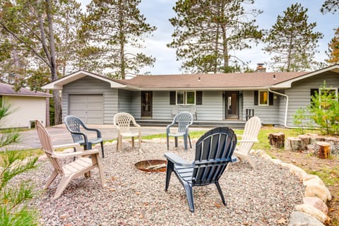 Lakefront Home w/ Fire Pit in Eagle River House in Eagle River