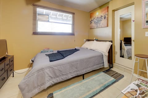 8 Mi to Beach: Pet-Friendly Fort Lauderdale Studio Apartment in North Lauderdale