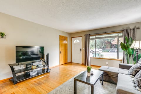 Pet-Friendly Gem w/ Ping-Pong Table in Oregon! Apartamento in Forest Grove