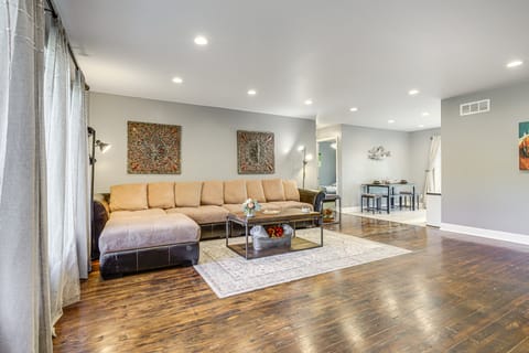 1/2 Mi to Creation Museum: Home w/ Large Yard! House in Ohio