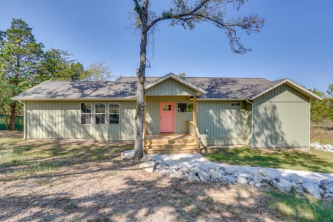 Modern Home on Table Rock Lake w/ Deck & View! House in Roaring River Township