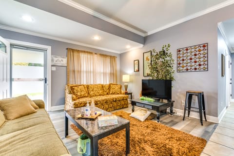 8 Mi to Dwtn Little Rock - Home w/ Fenced Yard! House in Little Rock