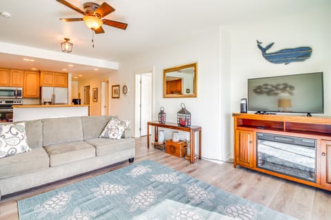 Riverfront Apt in Old Town Florence! Apartment in Oregon