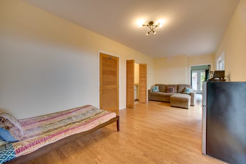 8 Mi to Magic Sands Beach: Tranquil Home w/ Lanai! Apartment in Holualoa