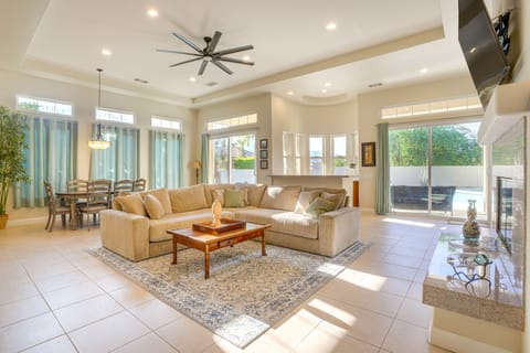 Saltwater Pool & Hot Tub at Mission Hills Home! House in Cathedral City