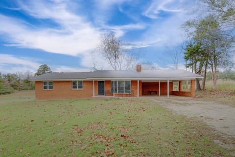 Hike, Fish & Boat: Secluded Mountain View Home House in Mountain View