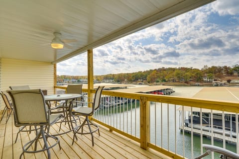 Lakefront Osage Beach Condo w/ Water-View Balcony! Apartment in Osage Beach