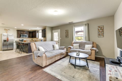 Near Hiking Trails: Home w/ Deck in San Antonio! House in San Antonio