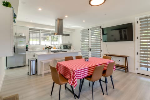 Shop, Dine & Explore Pasadena! ‘The Lincoln Home’ House in Pasadena