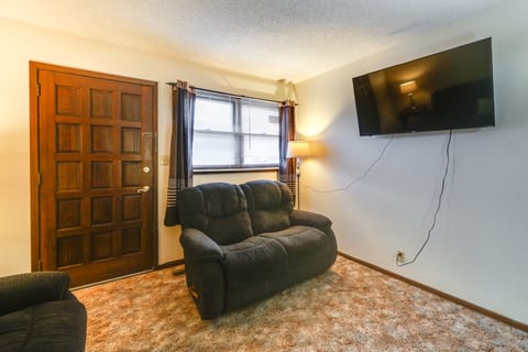 5 Mi to Hutchinson Attractions: Cozy Apt Apartment in Hutchinson