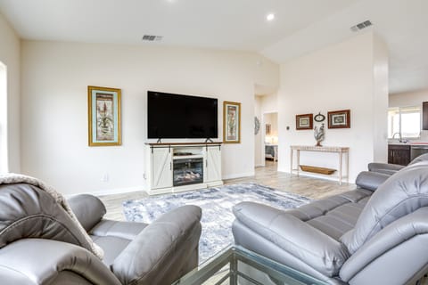 On-Site Winery: Rural Plymouth Getaway! House in Calaveras County