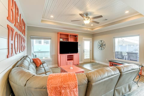 'The Beach House' Bolivar Peninsula Family Getaway House in Bolivar Peninsula