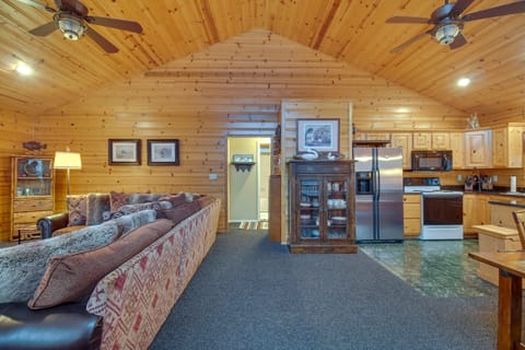 Boat Dock & Lake Access: Cabin w/ Grill in Afton House in Lake O The Cherokees