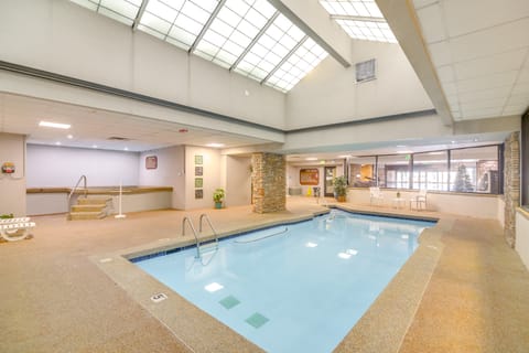 Pool + Hot Tub Access: Condo in Winter Park! Apartment in Fraser