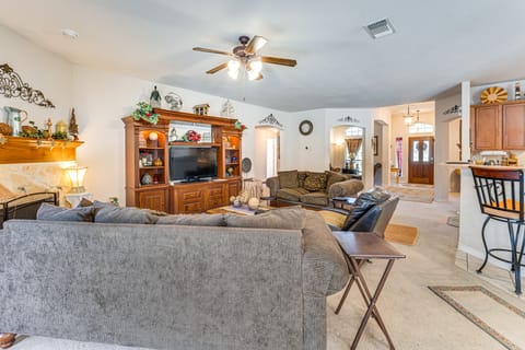 Spacious San Antonio Home w/ Outdoor Oasis! House in San Antonio