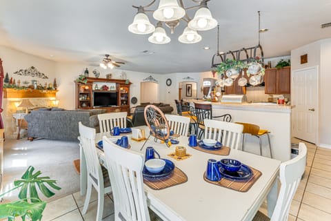 Spacious San Antonio Home w/ Outdoor Oasis! House in San Antonio