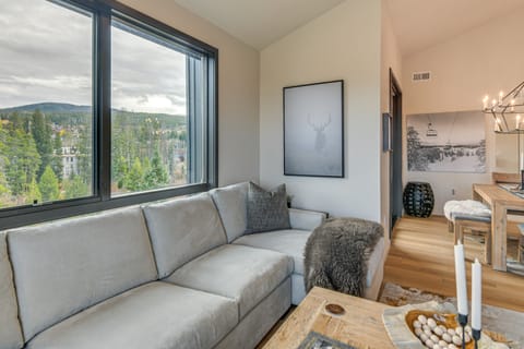 3 Mi to Winter Park Resort: Mtn-View Haven! Apartment in Fraser