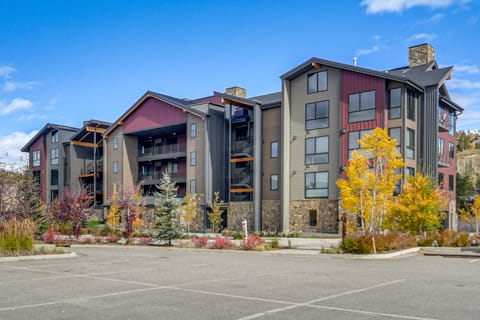 3 Mi to Winter Park Resort: Mtn-View Haven! Apartment in Fraser