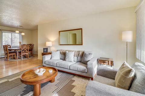 2 Mi to UNM Campus: Home in Quiet Area of ABQ House in Albuquerque