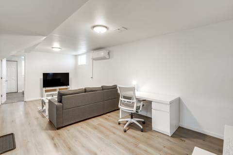 8 Mi to Dtwn: Denver Haven w/ Fenced Yard! Apartment in Thornton