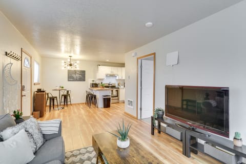 5 Mi to Downtown Portland: Quiet Apartment Apartment in Sellwood - Moreland