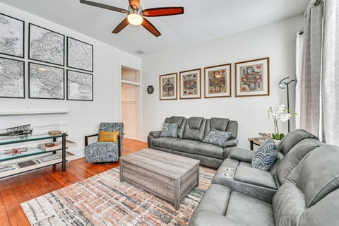 Family-Friendly Louisville Gem: Prime Location! House in Jefferson County