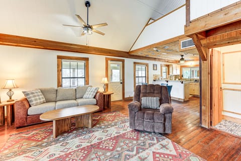 Fire Pit, Views: Peaceful Texas Hill Country Cabin House in Rio Grande