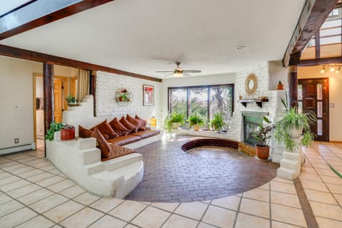 Spacious Mtn-View Gem in Corrales! House in Corrales