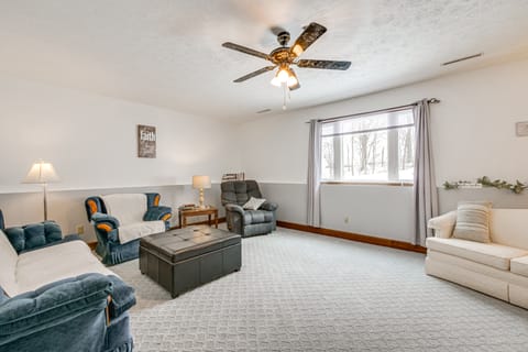 Secluded Ohio Amish Country Getaway w/ Fire Pit House in Ohio