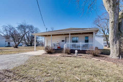 Pet-Friendly Home w/ Fenced Yard: 'Cozy in Casey' House in Indiana