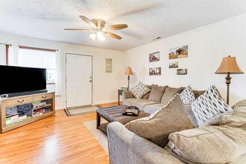 Pet-Friendly Home w/ Fenced Yard: 'Cozy in Casey' House in Indiana