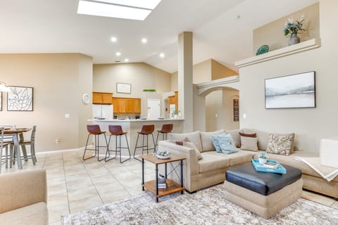 4 Mi to Dtwn Grand Junction: Hot Tub Haven! House in Grand Junction