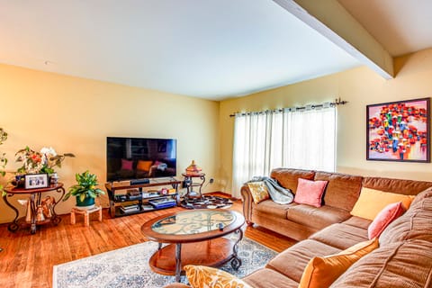 SeaTac Home w/ Patio & Grill - 3 Mi to Airport! House in SeaTac