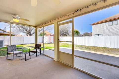 Near Medical Center: Home w/ Yard in San Antonio House in San Antonio