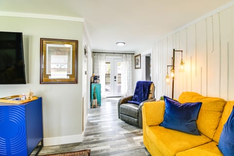 Walk to Casino: Home w/ Deck in Hot Springs! House in Hot Springs