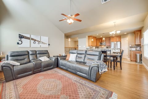 6 Mi to Water: Spacious Canyon Lake Home House in Canyon Lake