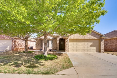 7 Mi to Dtwn: Family Home w/ Patio in Lubbock House in Lubbock