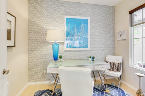 Private Pool & Mtn Views: Luxe Palm Springs Home! House in Palm Springs